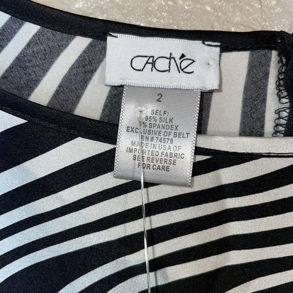 NWT Vintage Cache Silk Blend Sheath Dress Womens 2 Black White Wavy Design - Picture 8 of 11